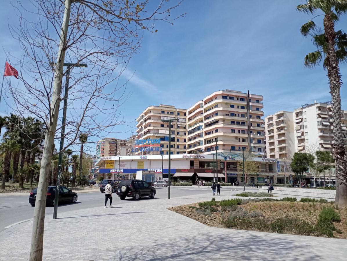 Apartment Trea - 2 Bedrooms - Riviera With Private Parking