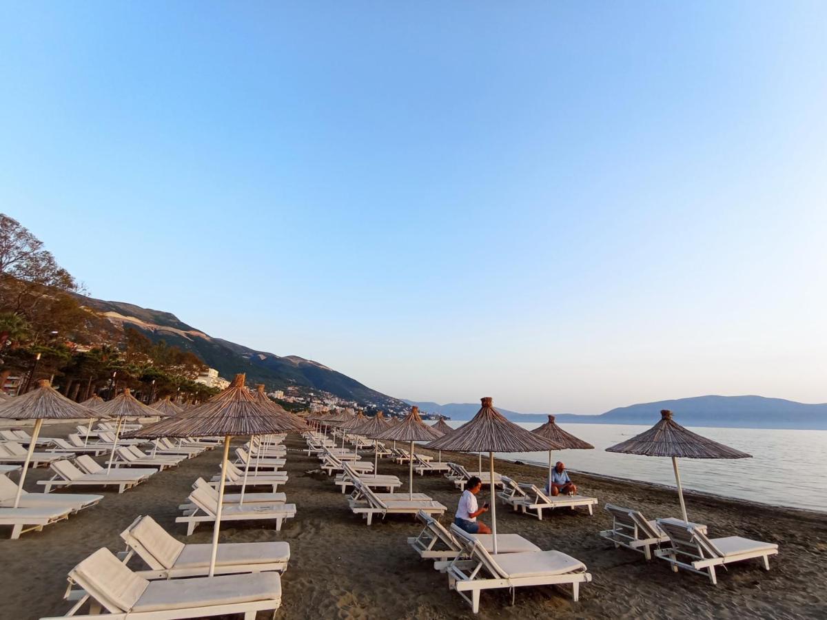 Apartment Trea - 2 Bedrooms - Riviera With Private Parking Vlore