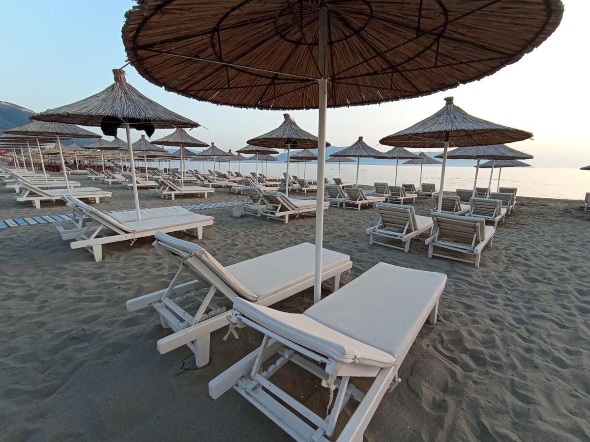Trea - 2 Bedrooms - Riviera With Private Parking